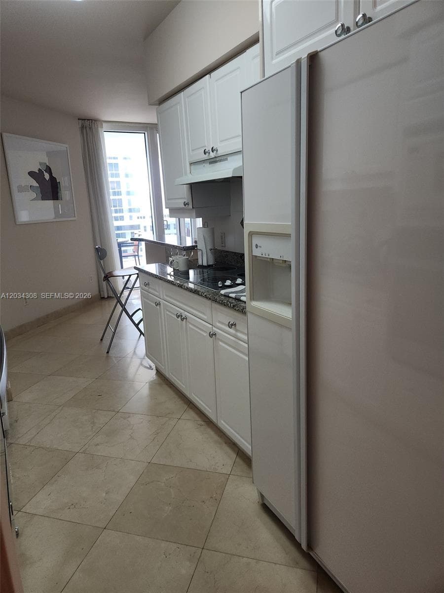 4779 Collins Ave 1804 photo 19