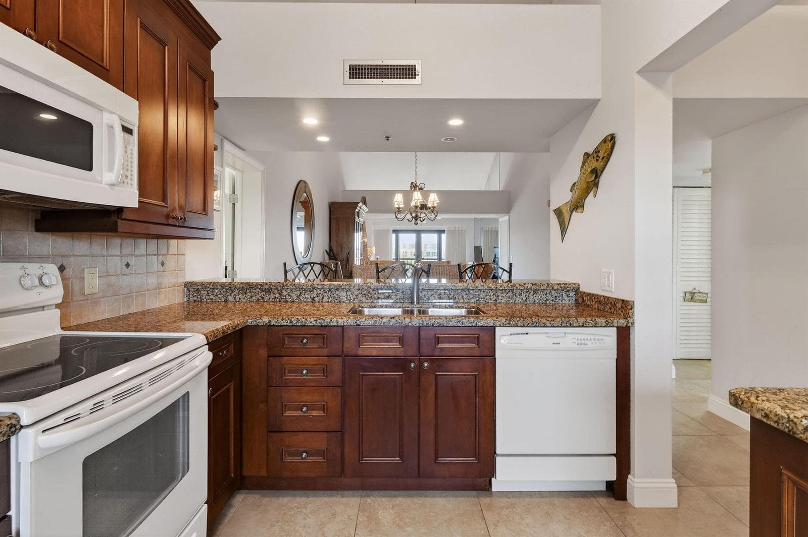101 Ocean Bluffs Boulevard 504 photo 18