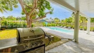 1754 SW 28th Ter 0 photo 2