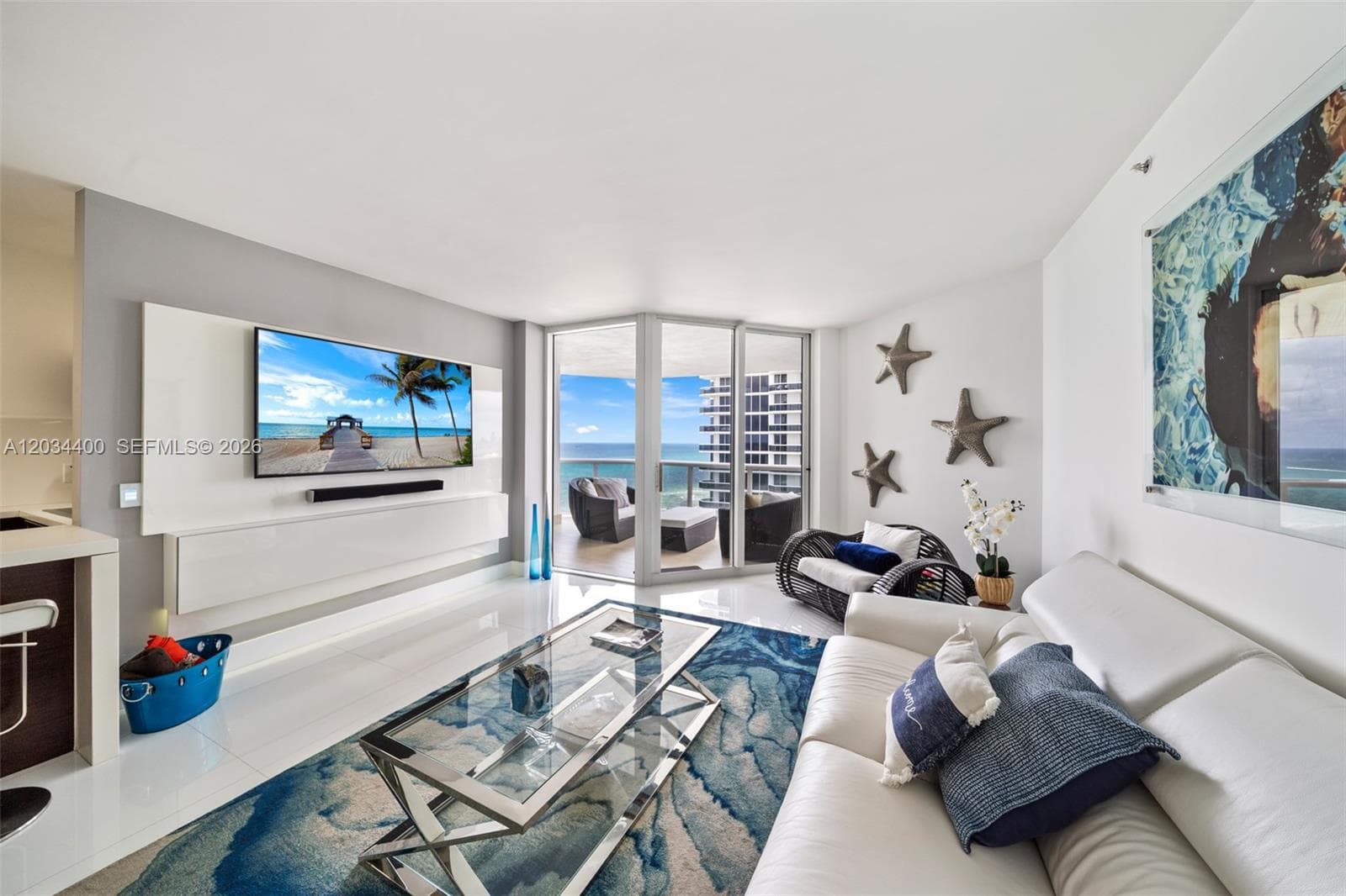 4779 Collins Ave 2604 photo 3