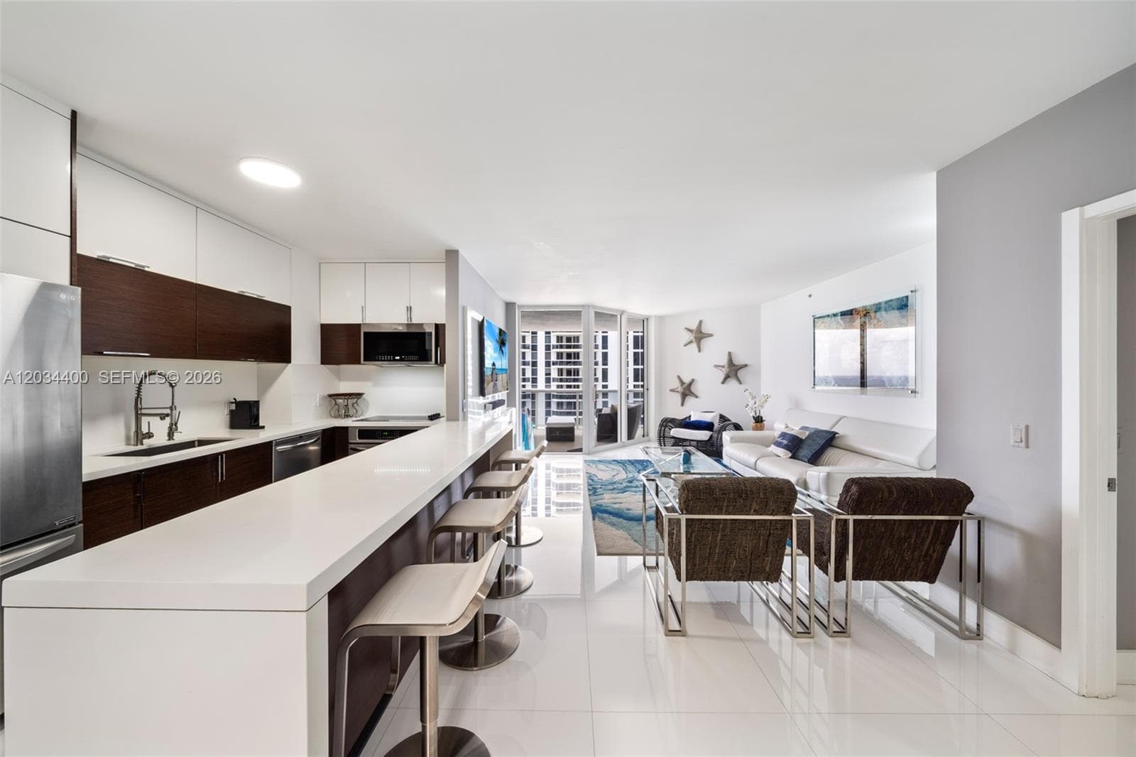 4779 Collins Ave 2604 photo 5
