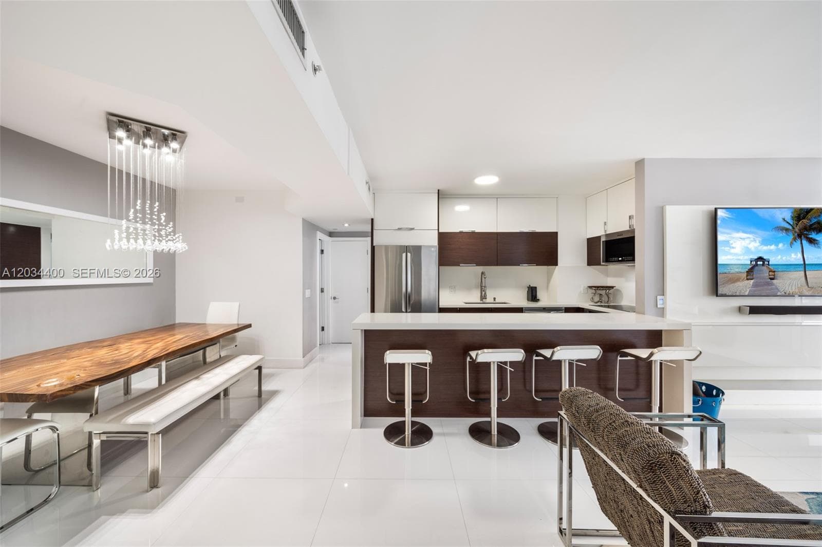 4779 Collins Ave 2604 photo 8