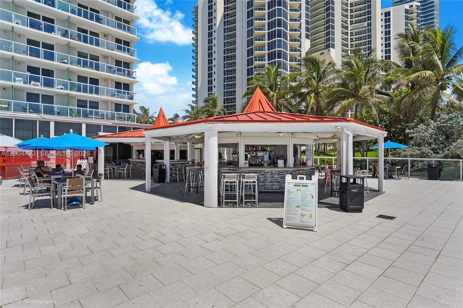 19201 Collins Ave 827 photo 15