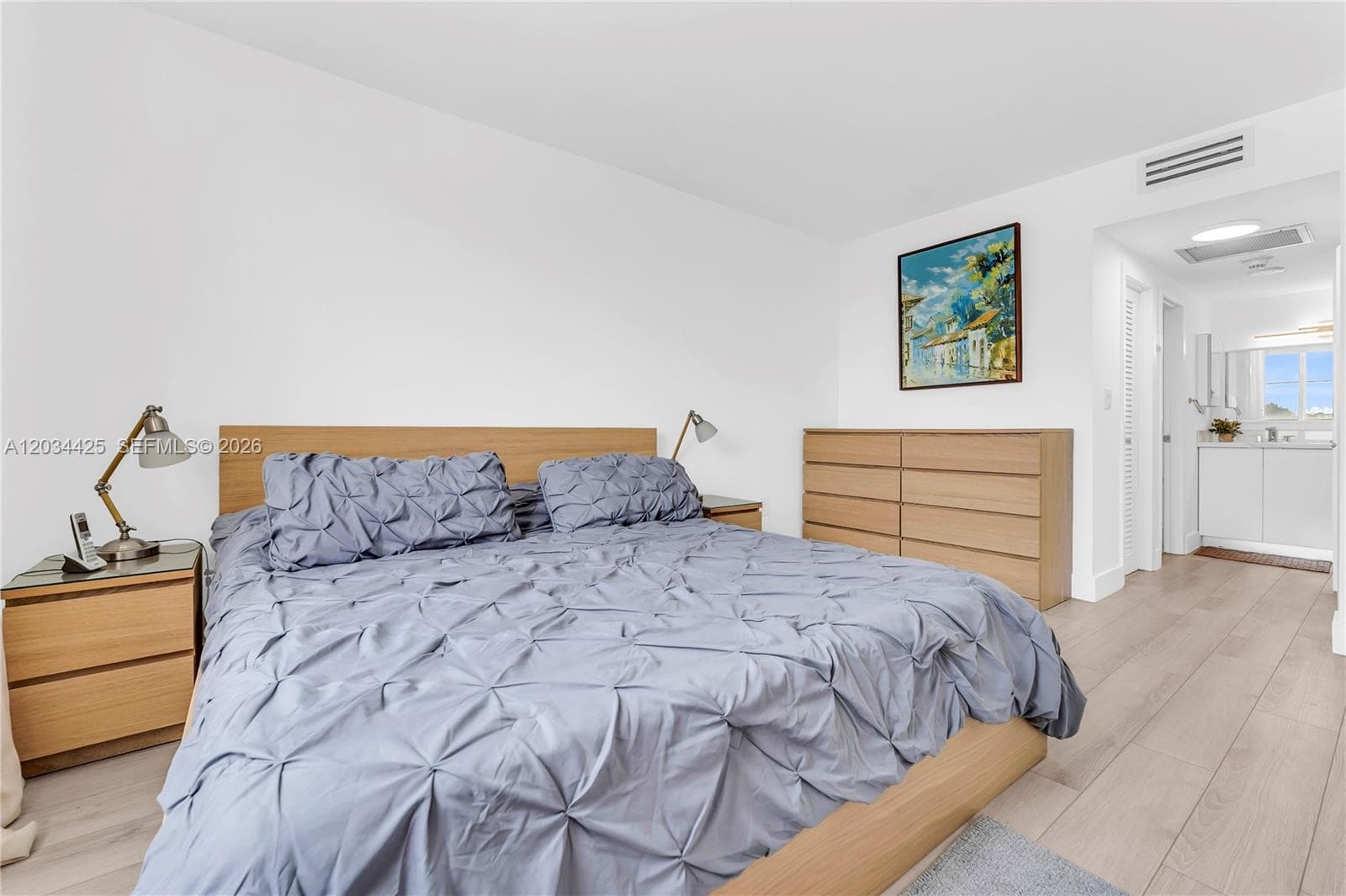 300 Bayview Dr 214 photo 11