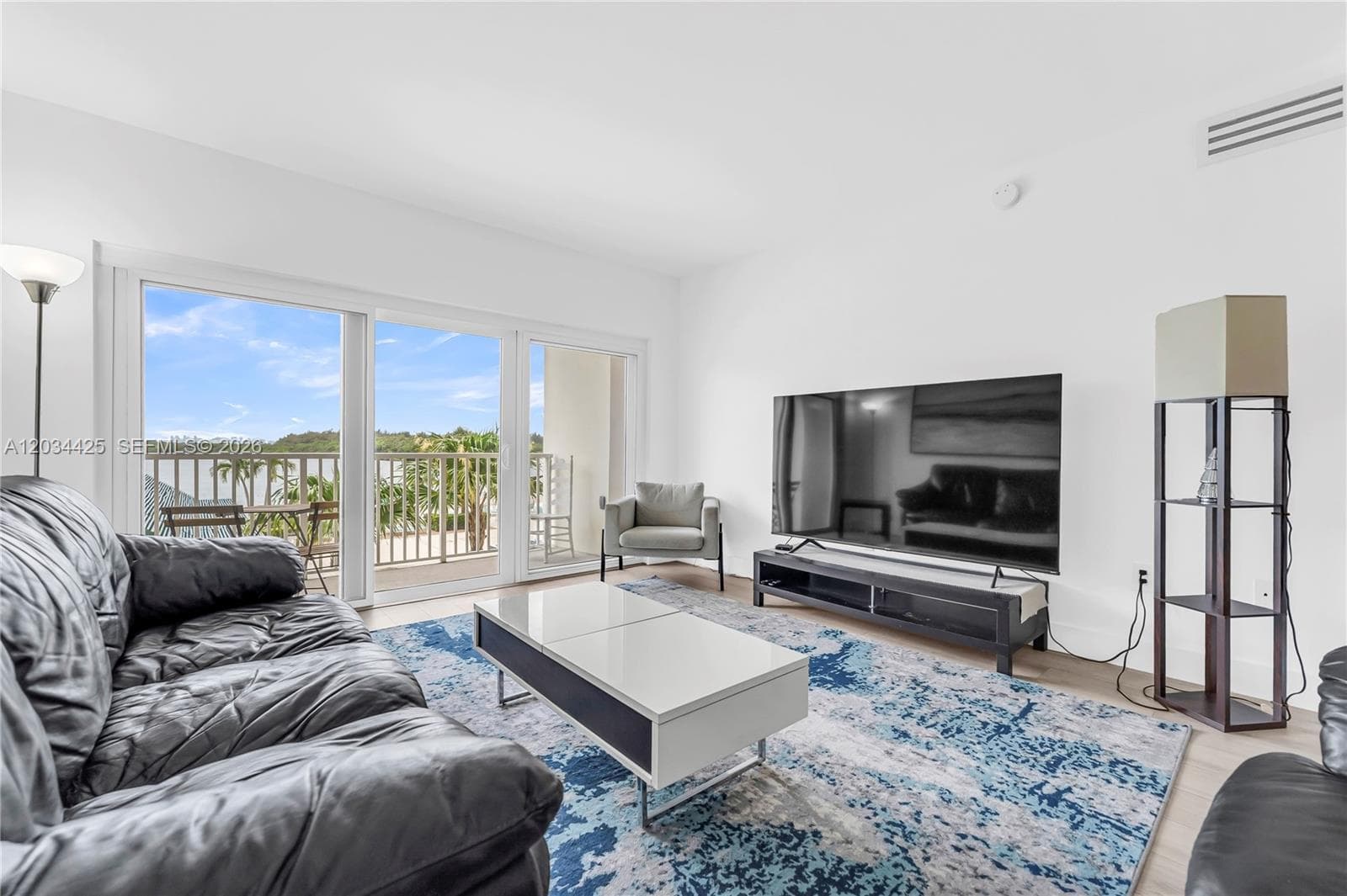 300 Bayview Dr 214 photo 21