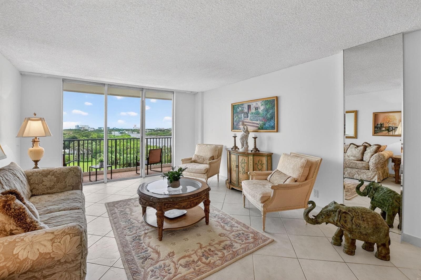 2121 N Ocean Boulevard 805w photo 2