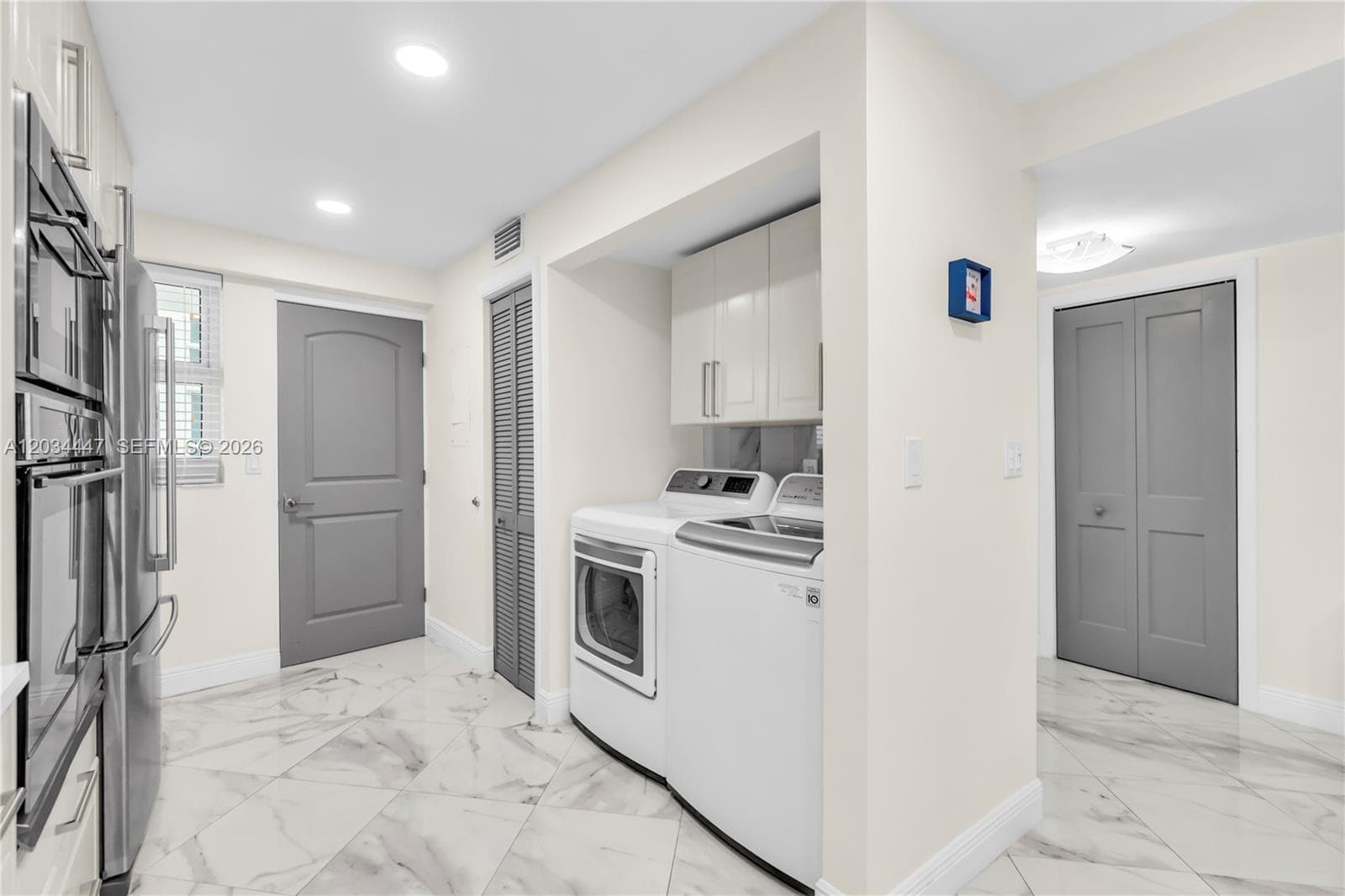 4100 Galt Ocean Dr 606 photo 17