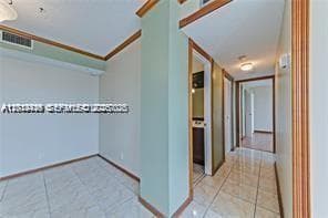 2025 NE 164th St 904 photo 13