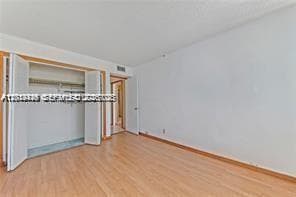 2025 NE 164th St 904 photo 16