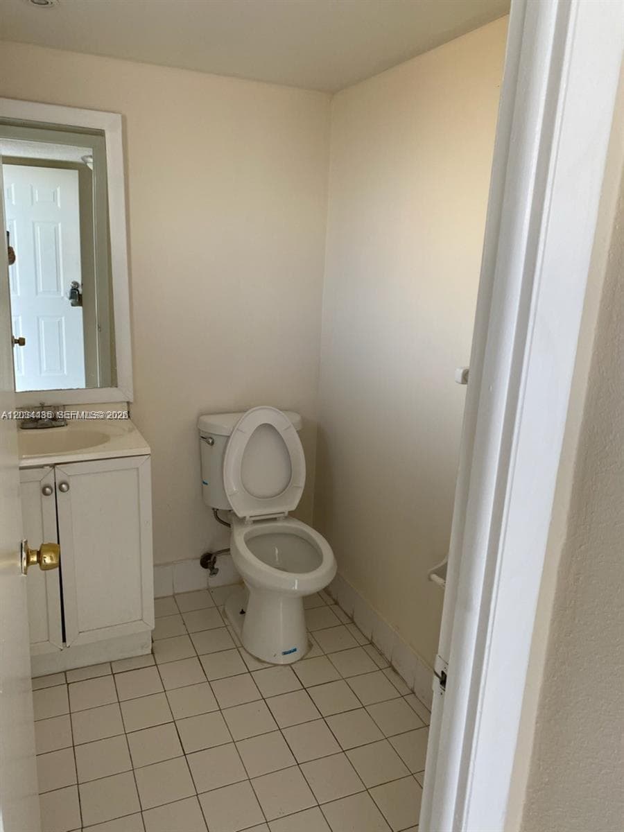 2903 N Miami Beach Blvd 505 photo 5