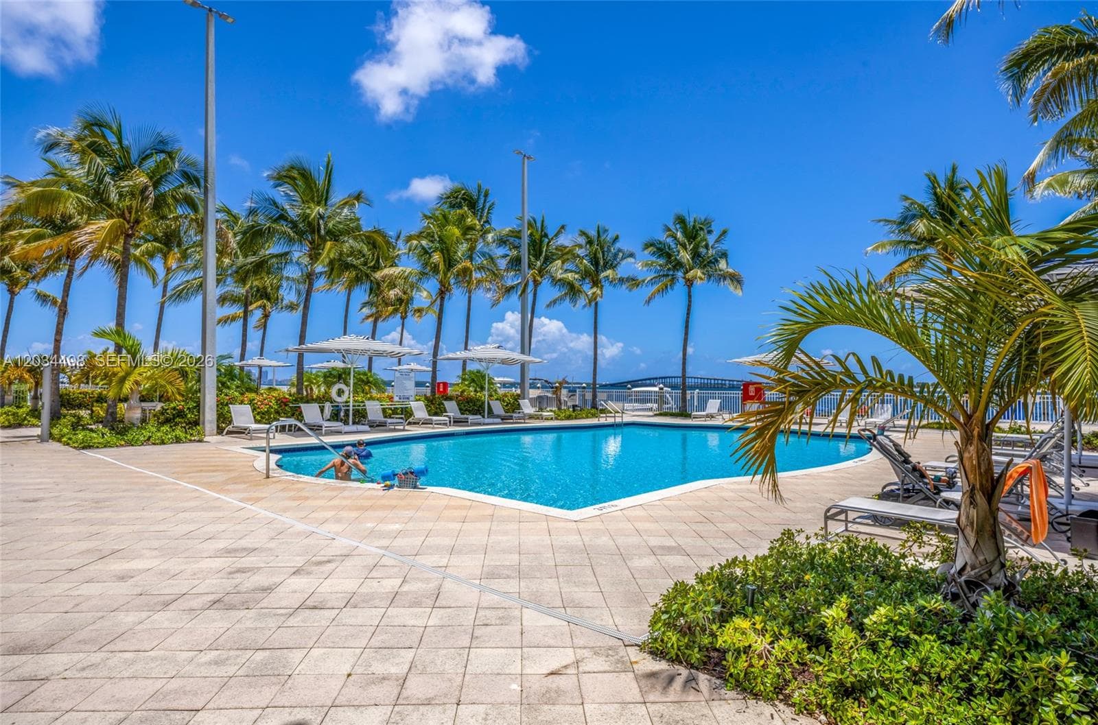 2101 Brickell Ave 605 photo 24