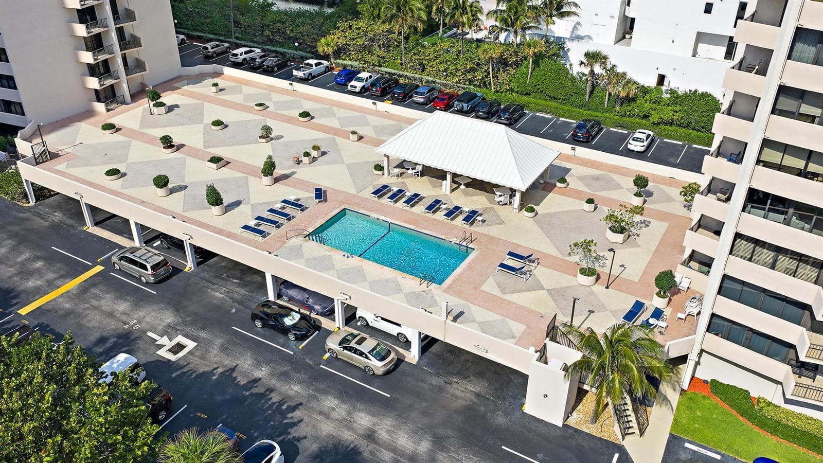 4200 N Ocean Drive 1-1404 photo 23