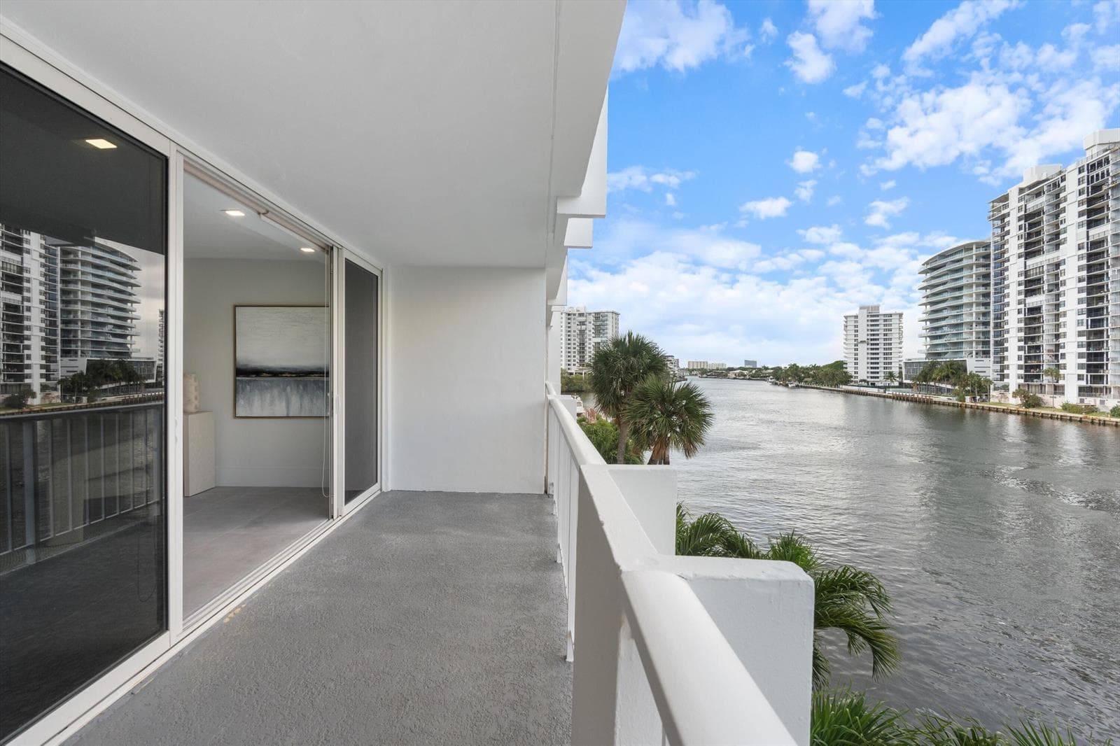 2800 E Sunrise Boulevard 4c photo 22