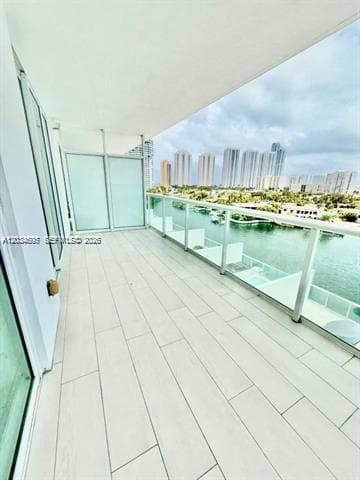 400 Sunny Isles Blvd 817 photo 1