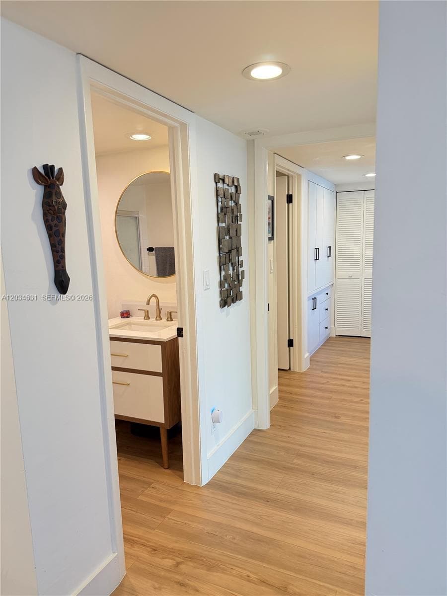 1925 Brickell Ave 2011 photo 13