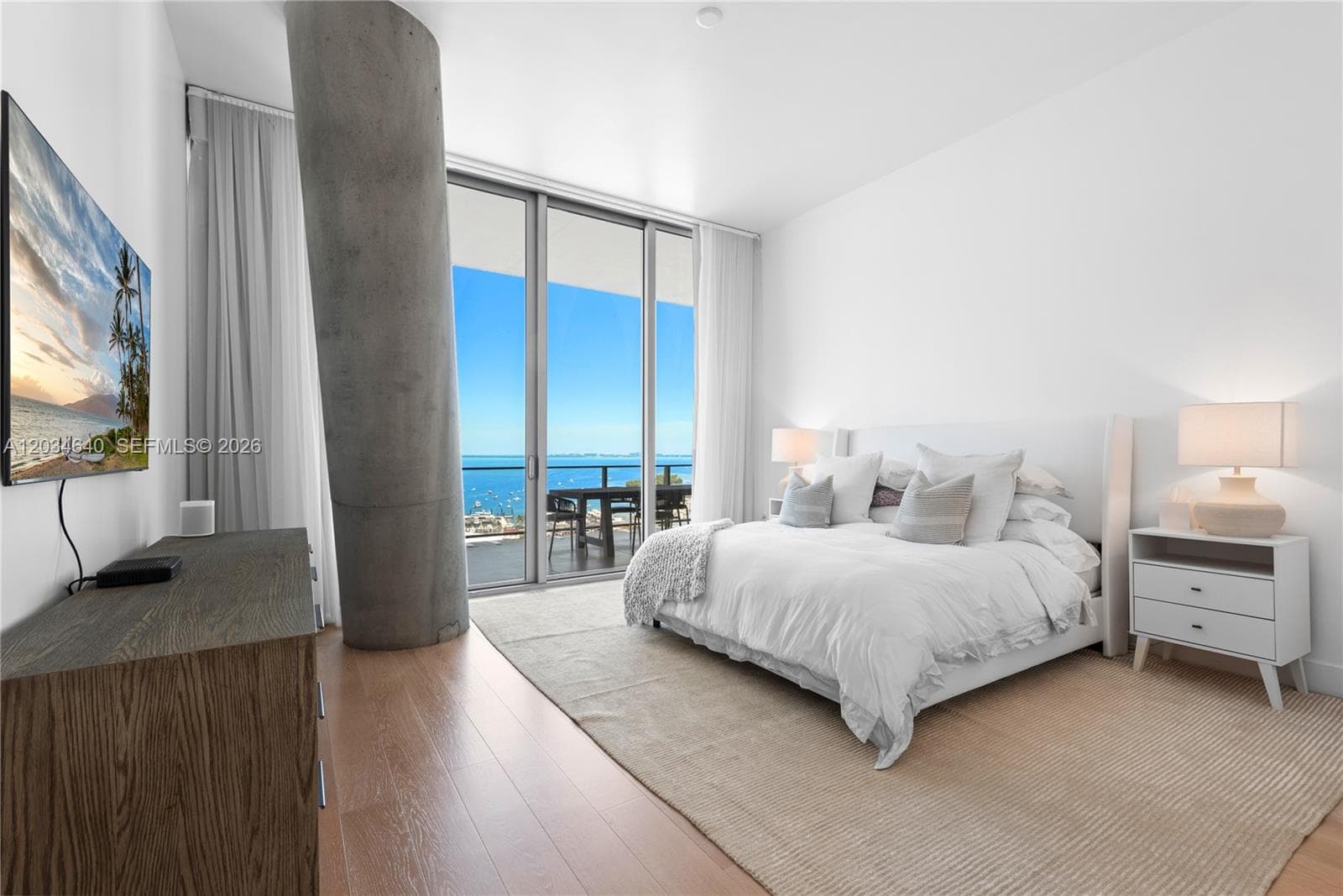 2669 S Bayshore Dr 1503N photo 4