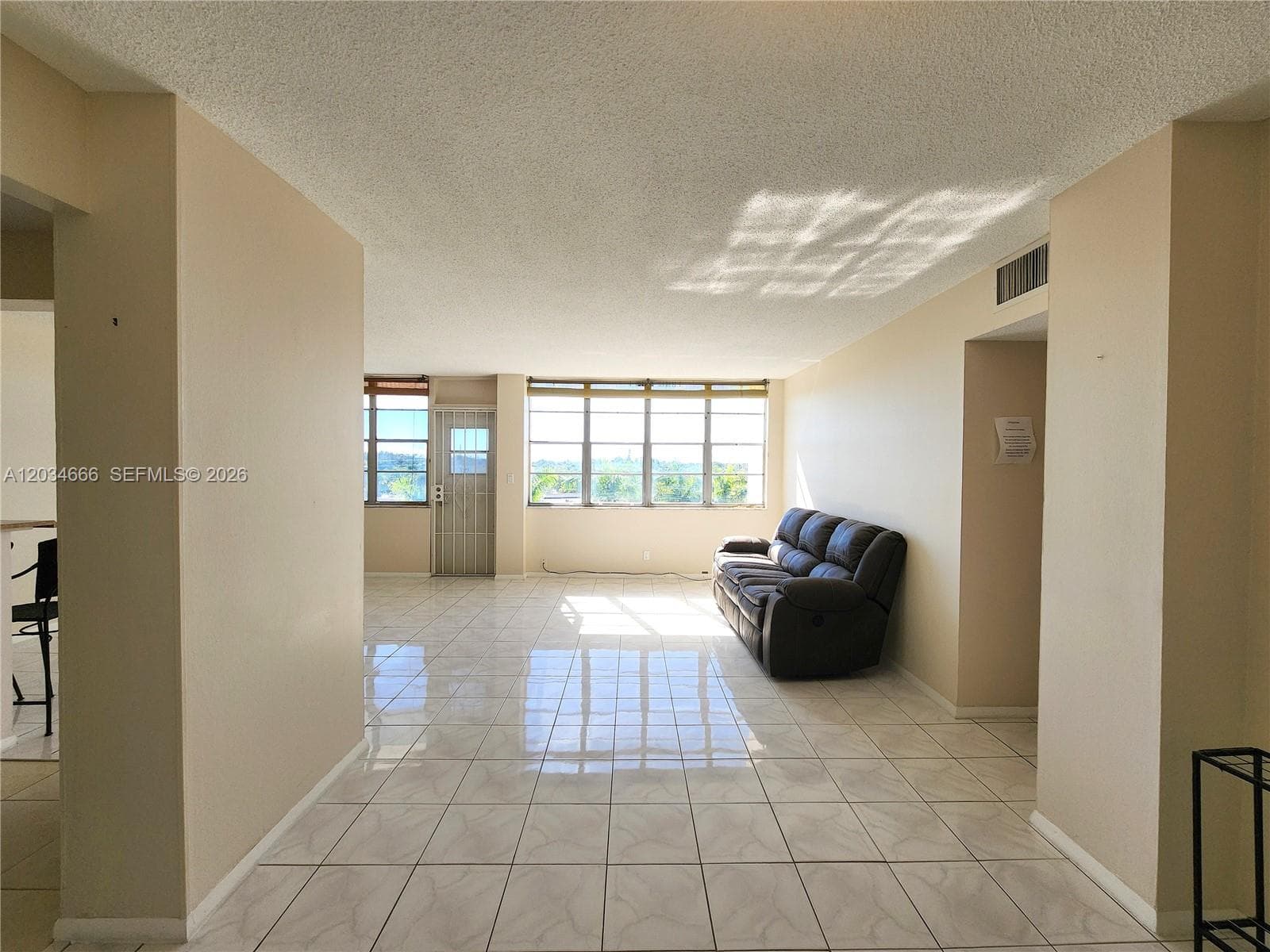 2025 NE 164th St 503 photo 14