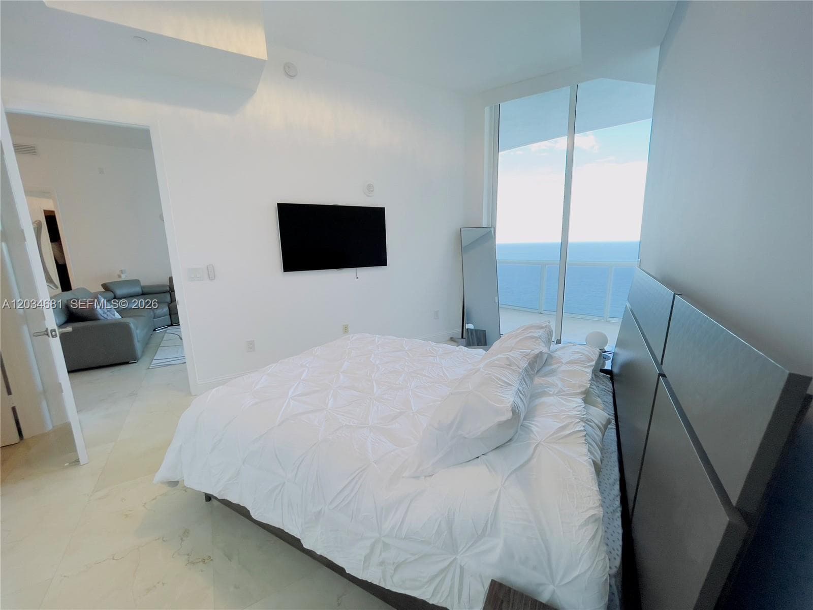 16001 COLLINS AVE 4107 photo 23