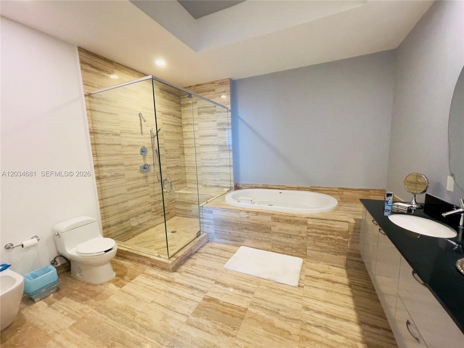 16001 COLLINS AVE 4107 photo 21