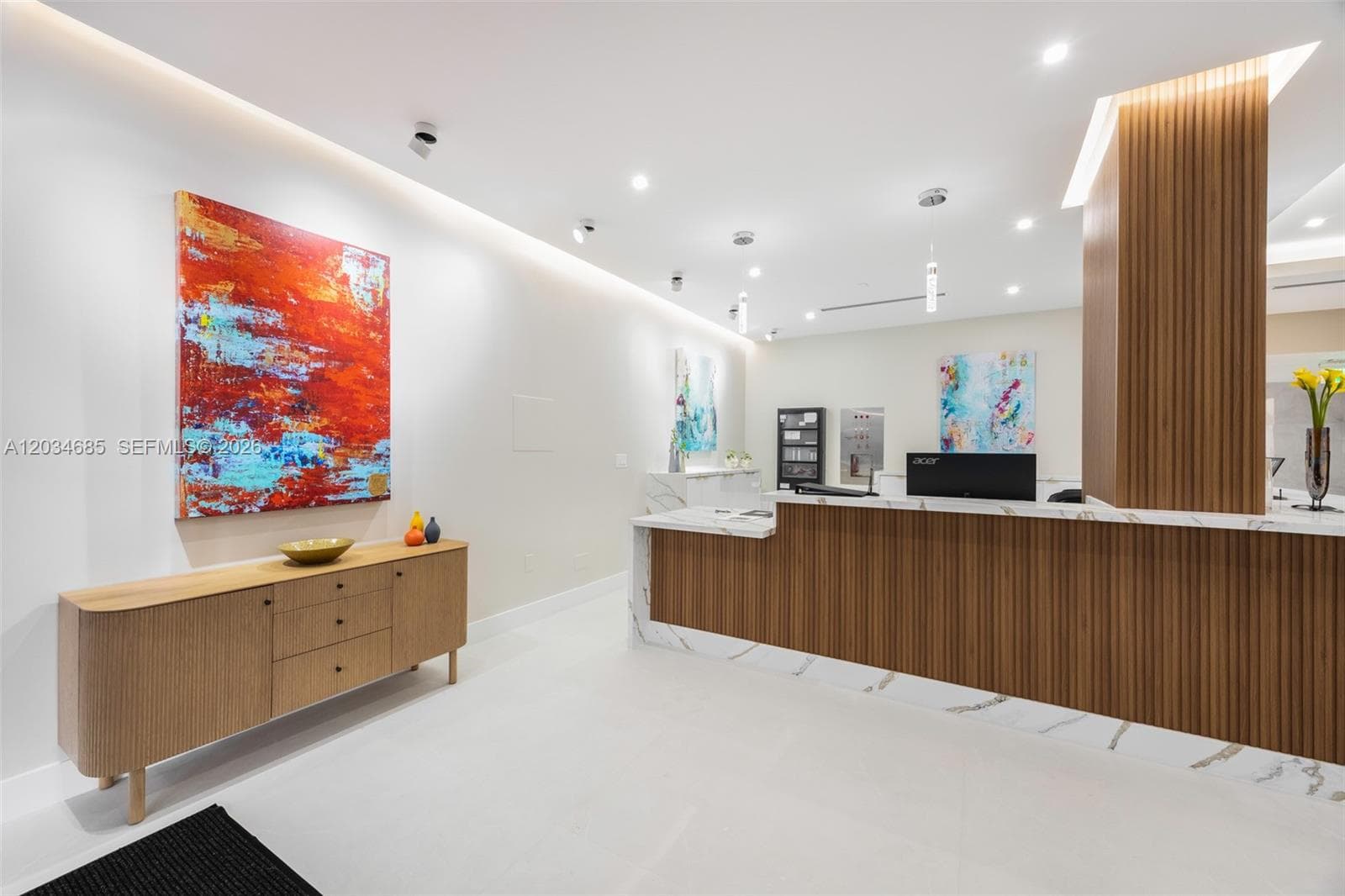 2401 S Ocean Dr 2402 photo 19