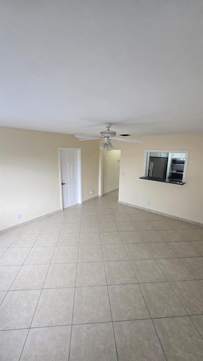 105 S Riverside Drive 402 photo 14
