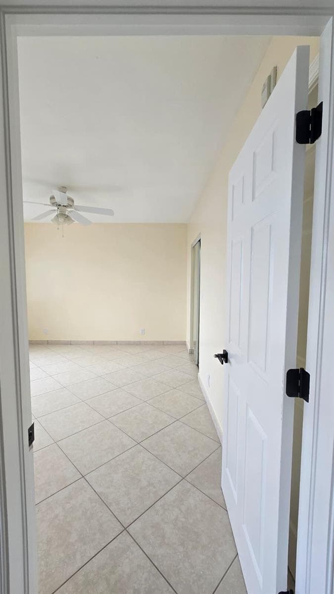 105 S Riverside Drive 402 photo 21