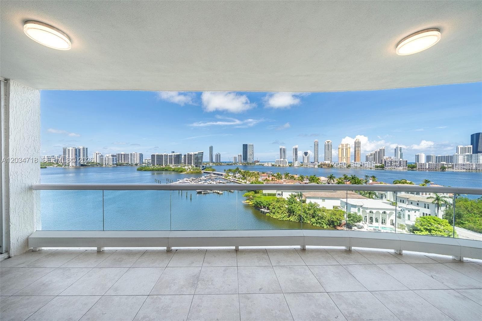 6000 Island Blvd 1002 photo 17