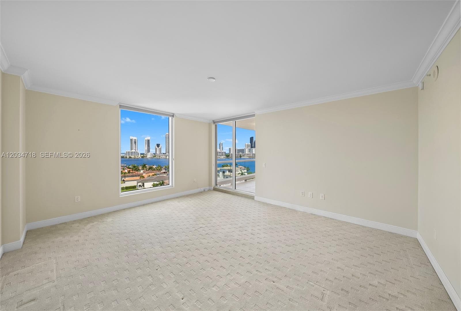 6000 Island Blvd 1002 photo 24