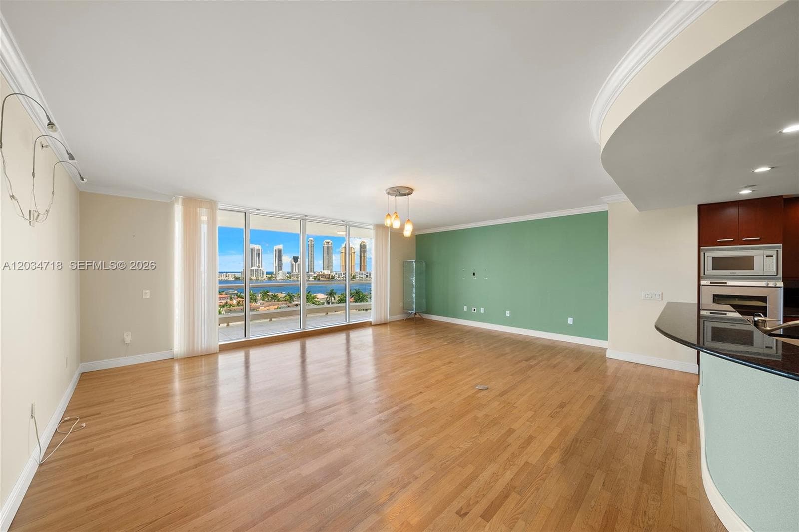 6000 Island Blvd 1002 photo 15