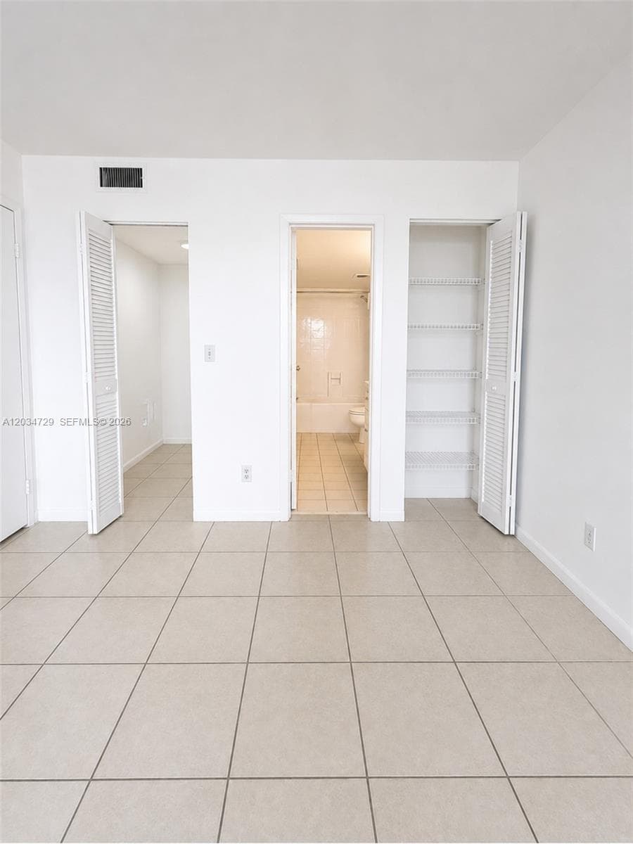 13499 Biscayne Blvd 504 photo 11