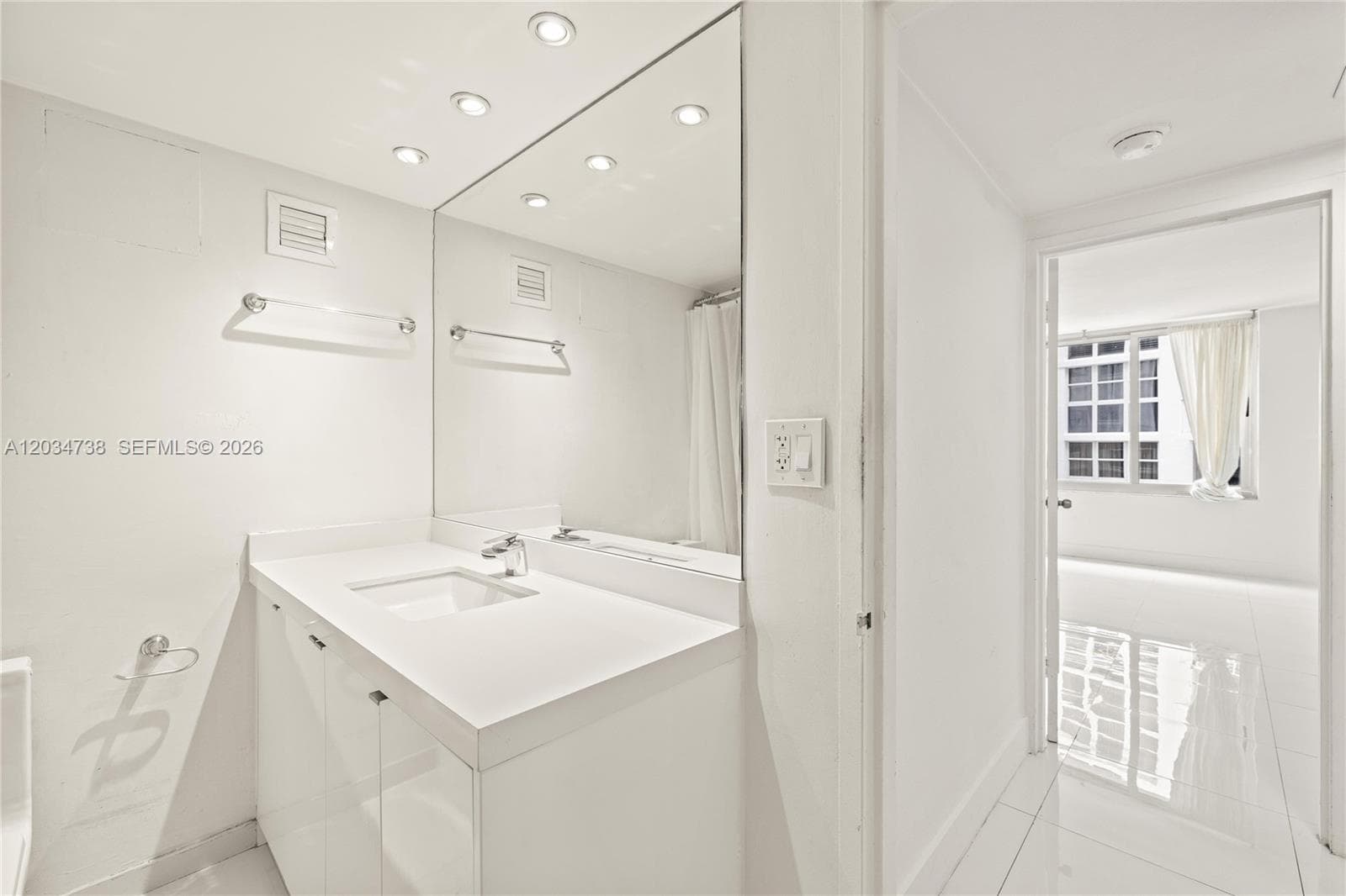 1200 West Ave 622 photo 22
