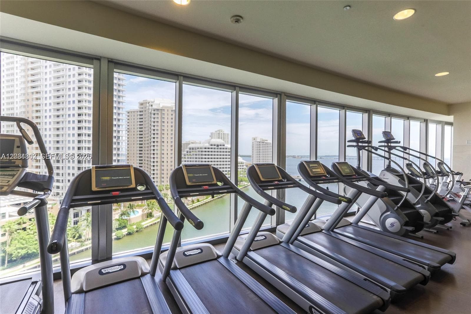 485 Brickell Ave 3211 photo 22