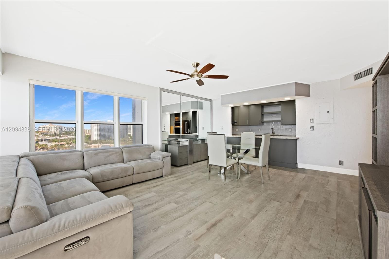 3700 Galt Ocean Dr 910 photo 6