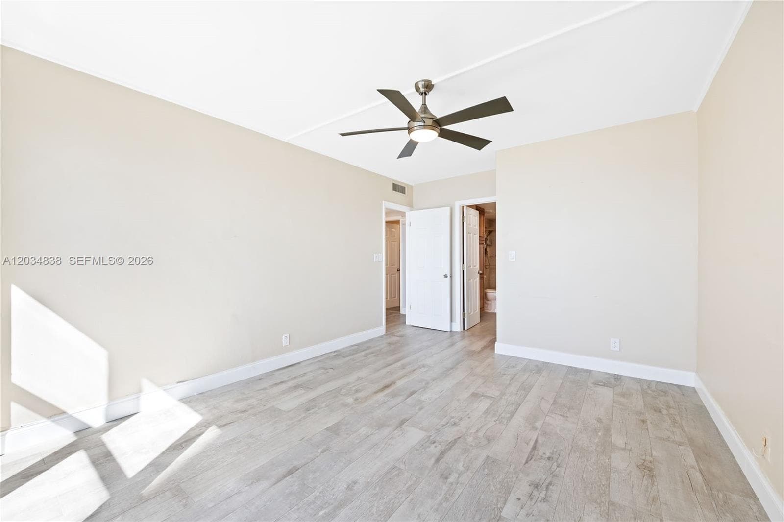 3700 Galt Ocean Dr 910 photo 9