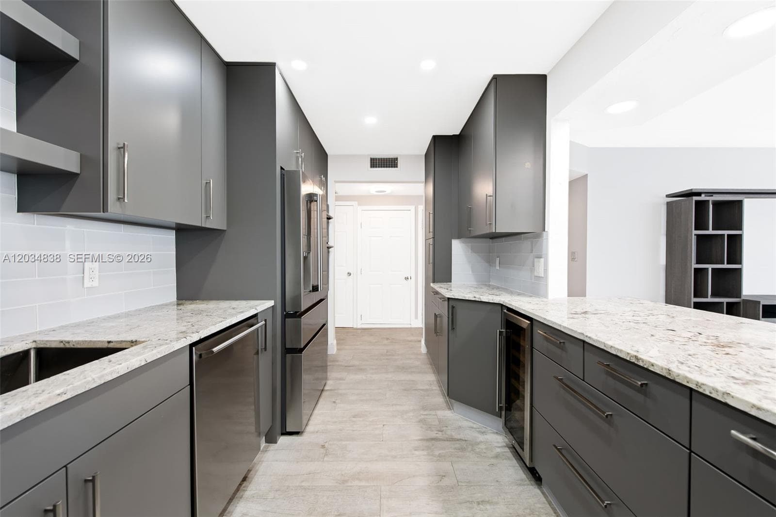 3700 Galt Ocean Dr 910 photo 4