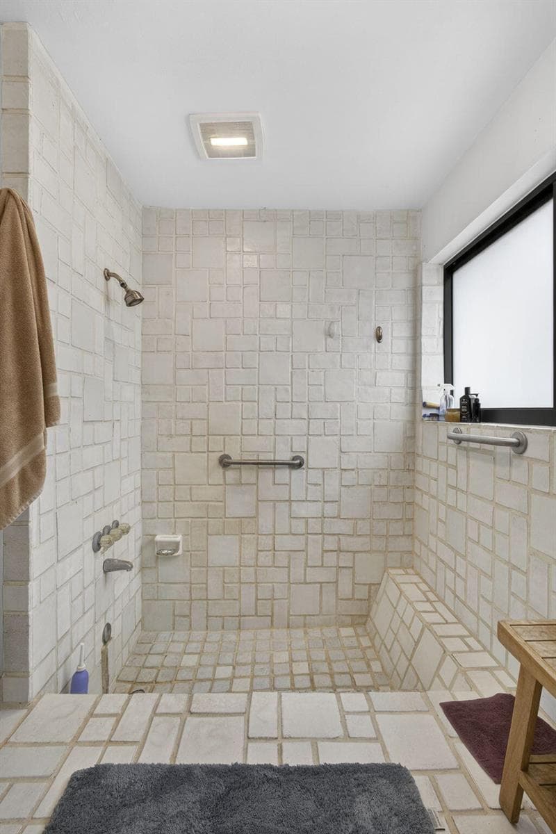 749 W Rambling Drive photo 19