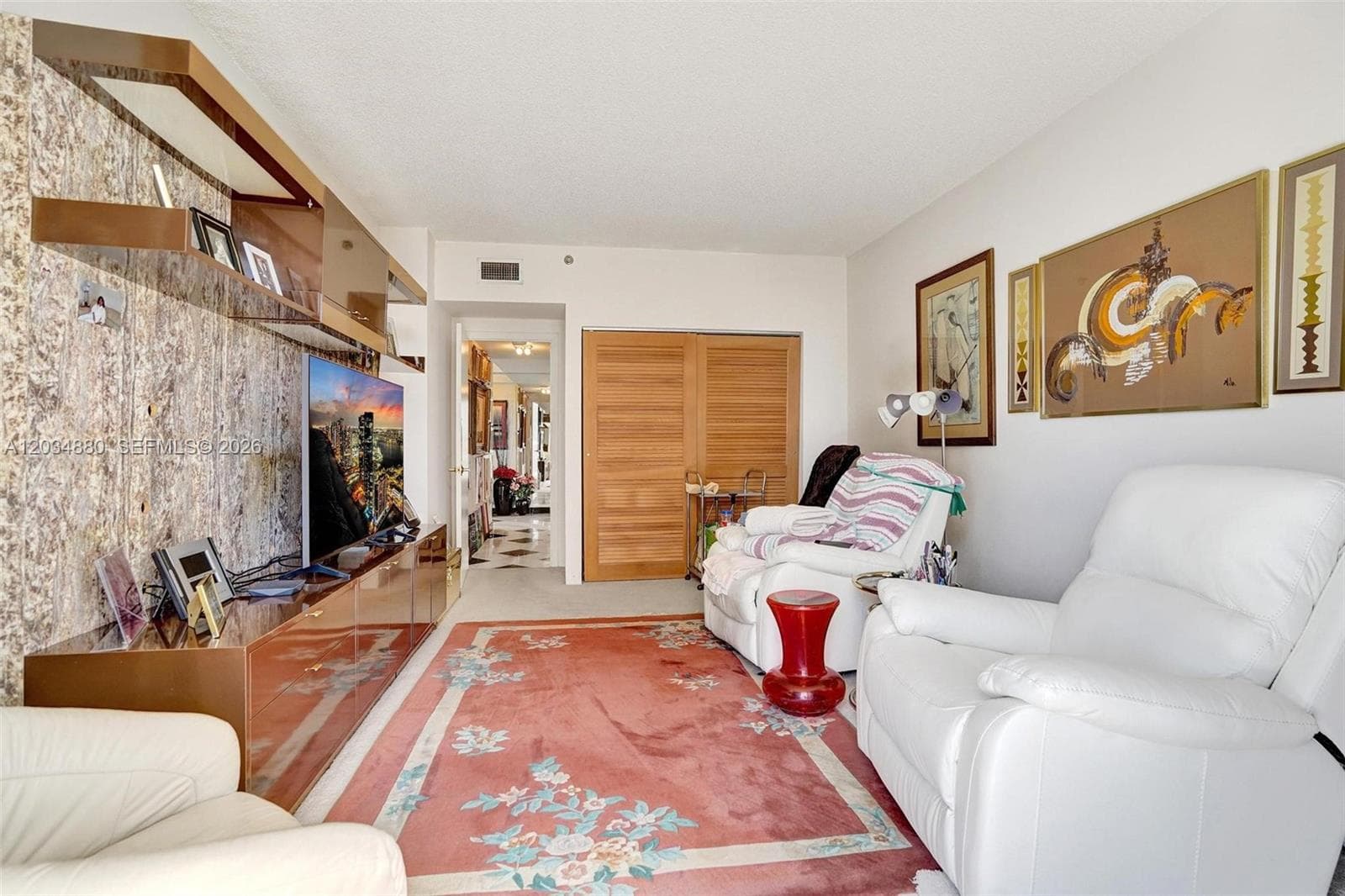 20281 E Country Club Dr 615 photo 10