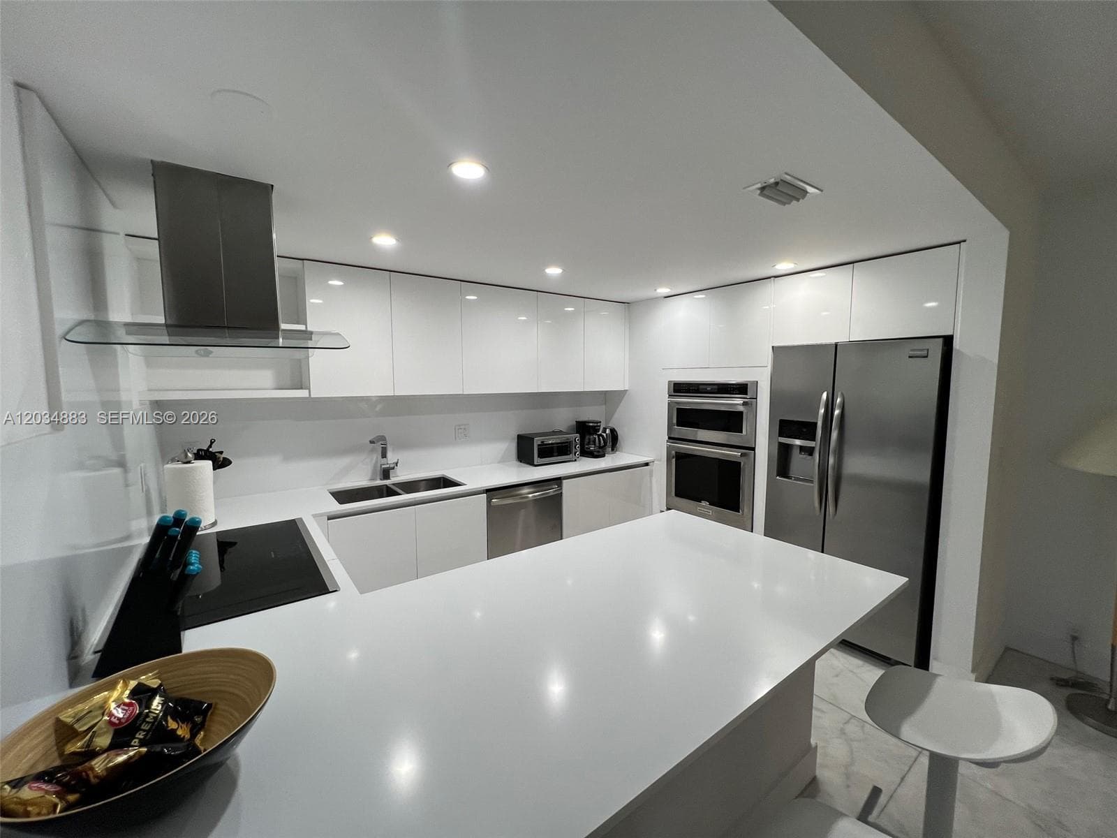 101 Crandon Blvd 474 photo 6