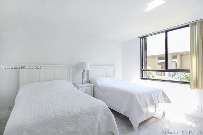 101 Crandon Blvd 474 photo 12