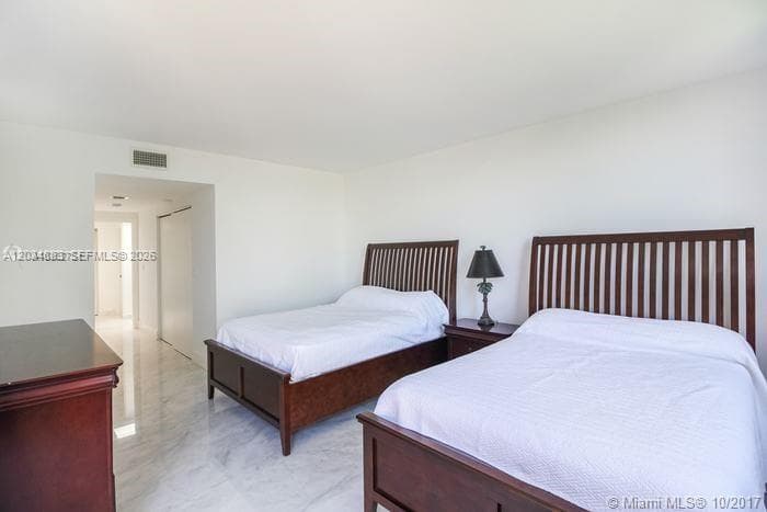 101 Crandon Blvd 474 photo 9