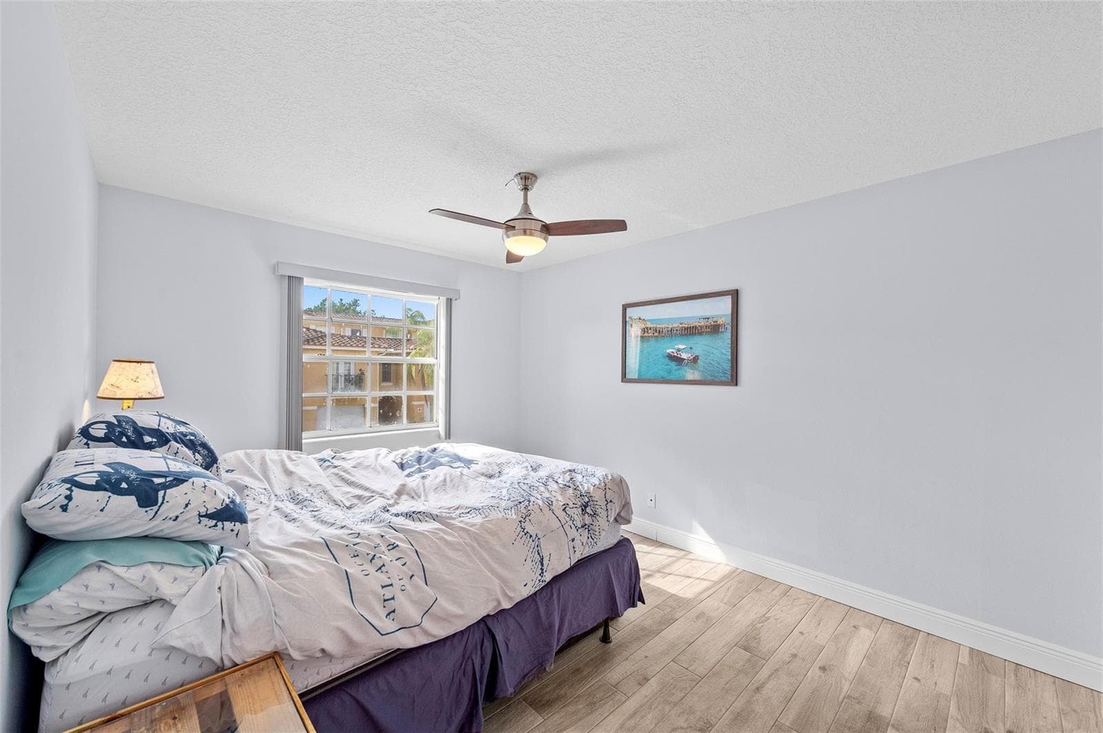 1035 Lake Shore Drive 105 photo 16