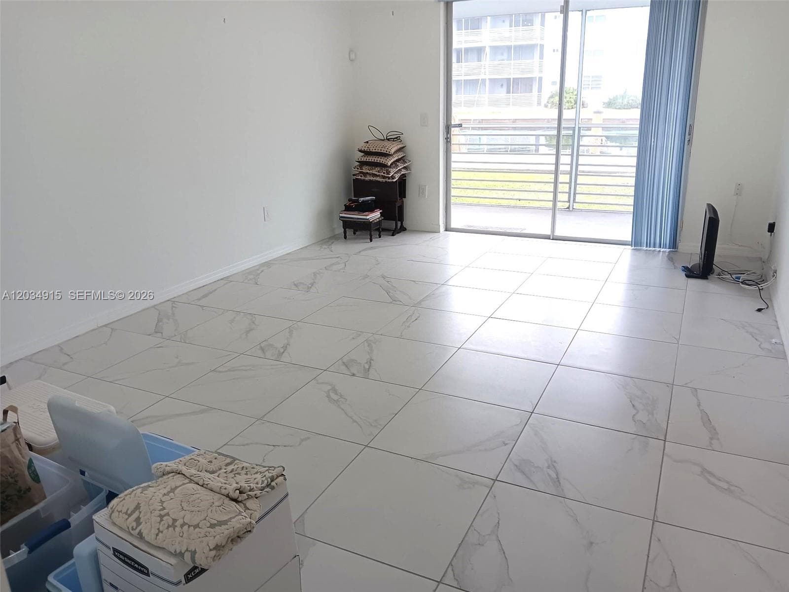 3551 NE 169th St 110-A photo 5