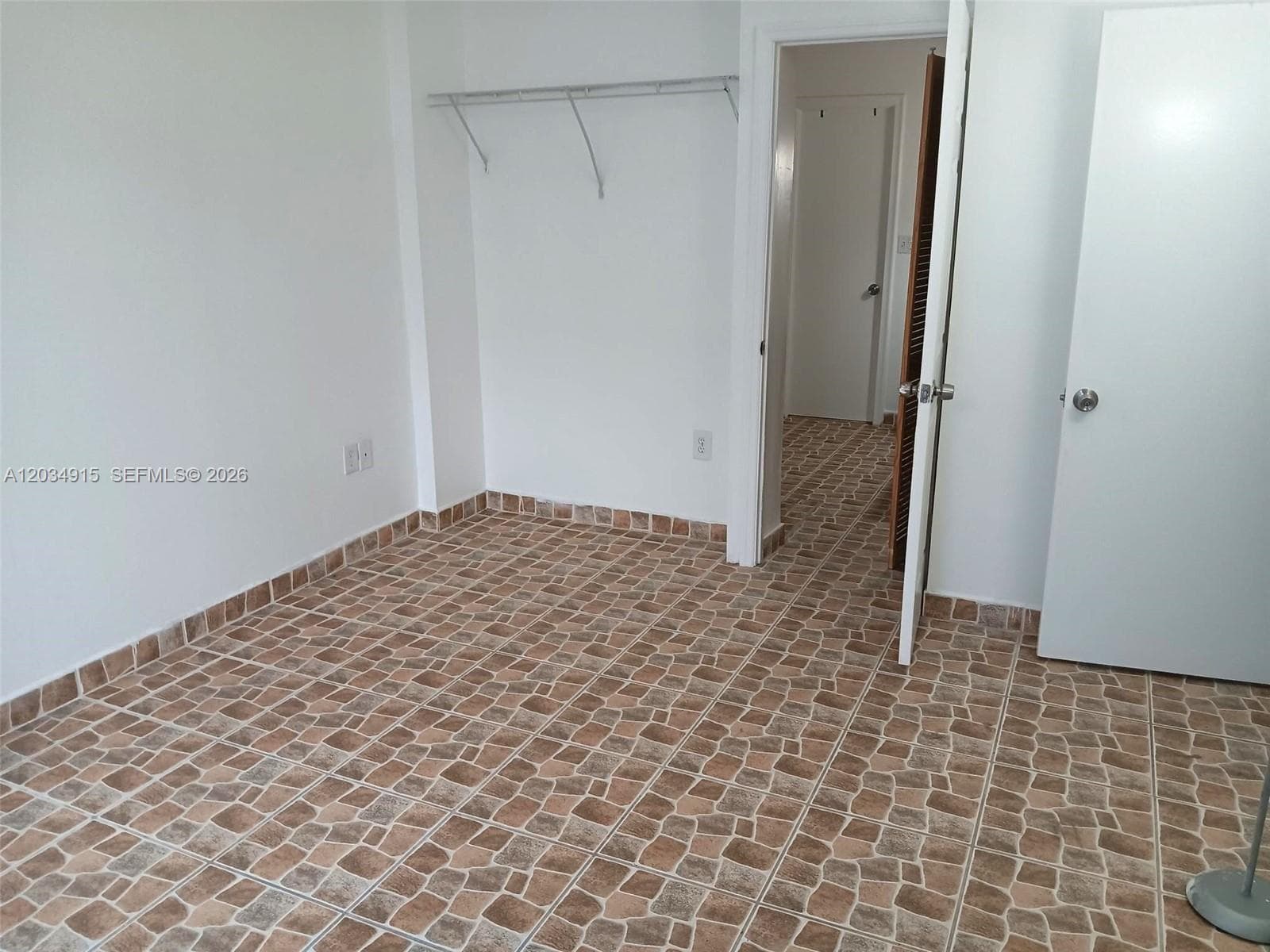 3551 NE 169th St 110-A photo 11