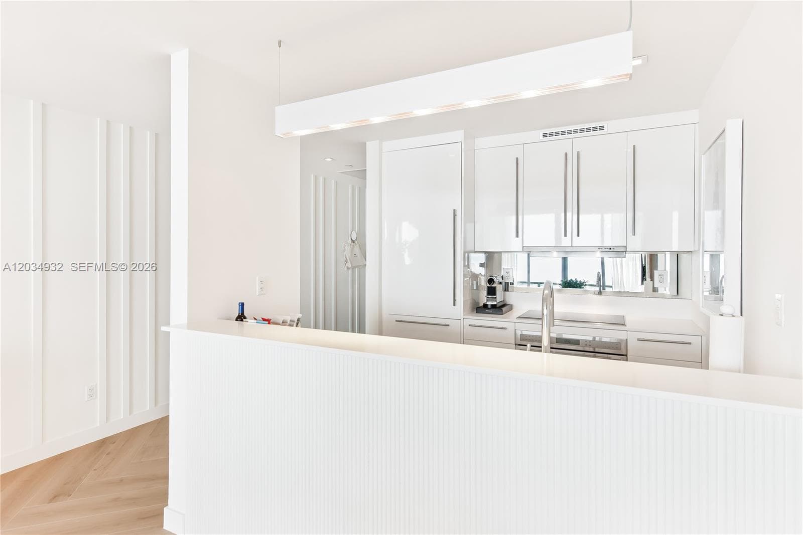 2201 Collins Ave 1019 photo 6