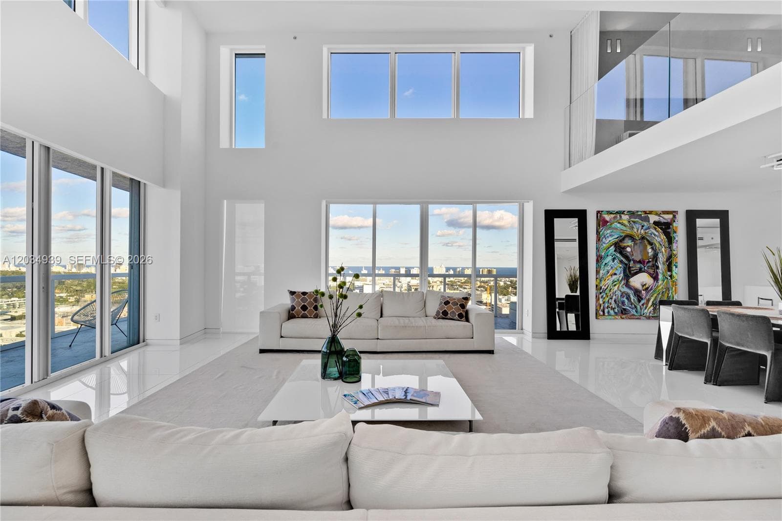 10 Venetian Way PH04 photo 17