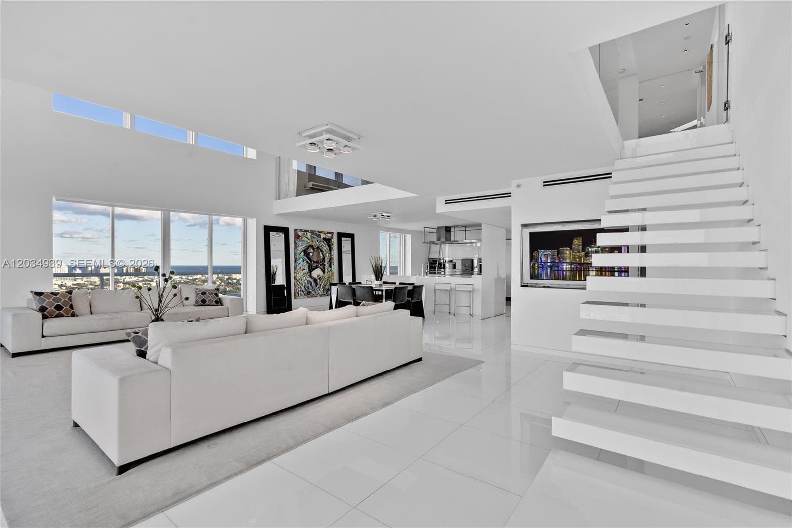 10 Venetian Way PH04 photo 19