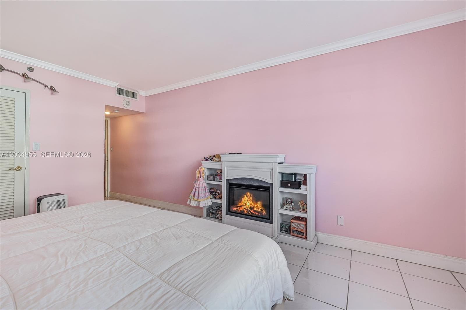 100 Lincoln Rd 502 photo 17