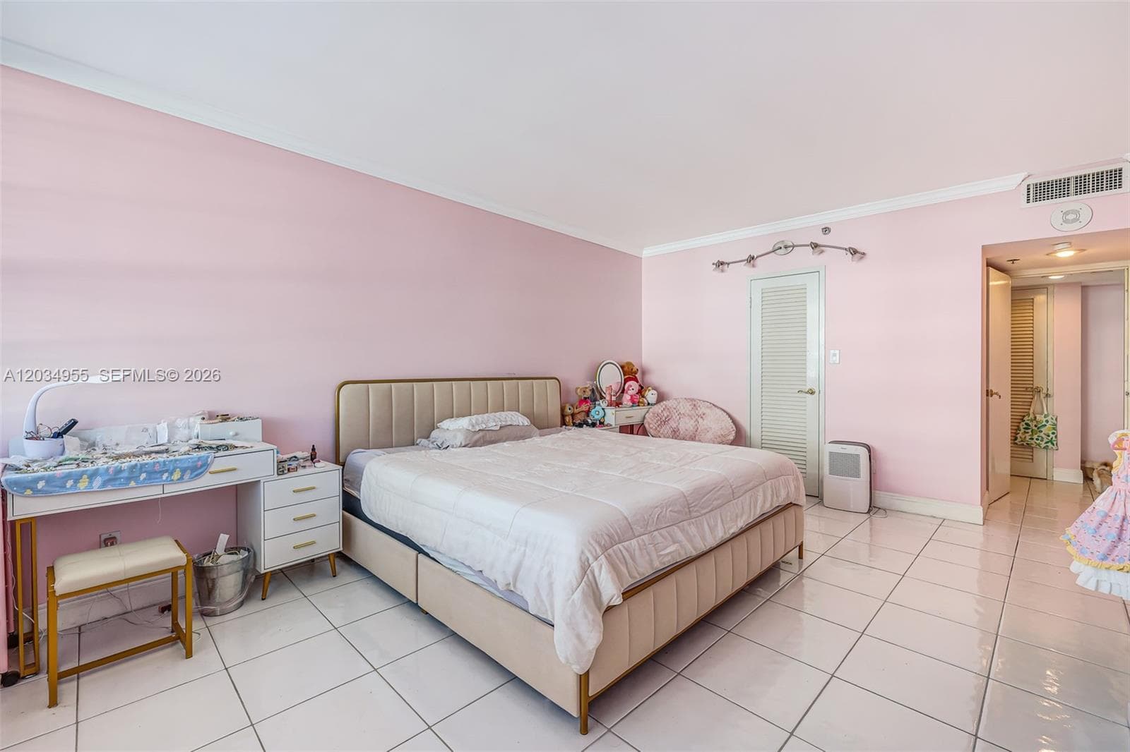 100 Lincoln Rd 502 photo 16