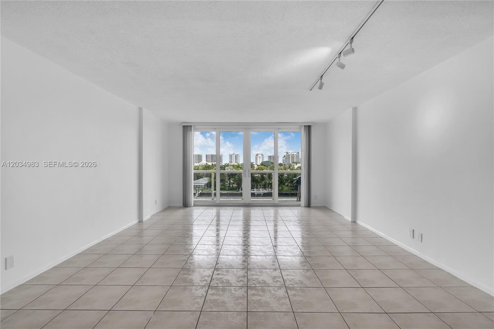 9381 E Bay Harbor Dr 504N photo 2