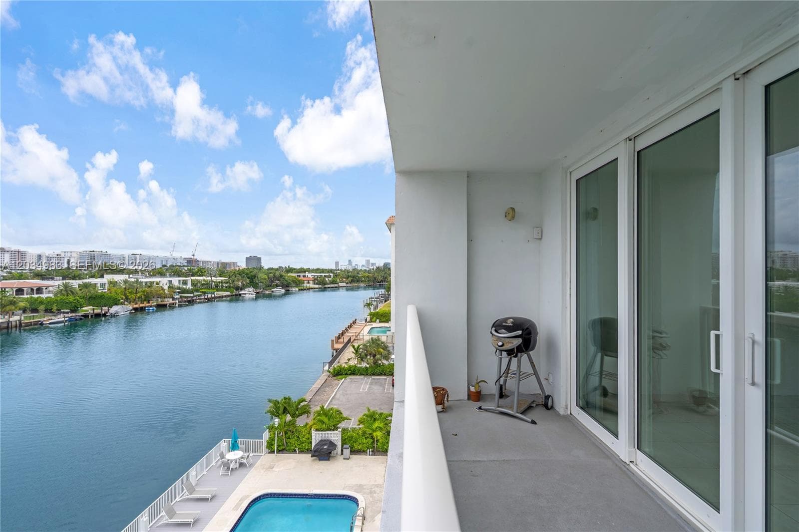 9381 E Bay Harbor Dr 504N photo 25
